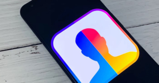 FaceApp ošiaľ, čo to vlastne je? face app na mobile